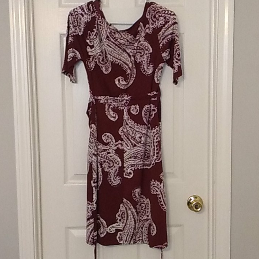 Dress - Picture 3 of 4